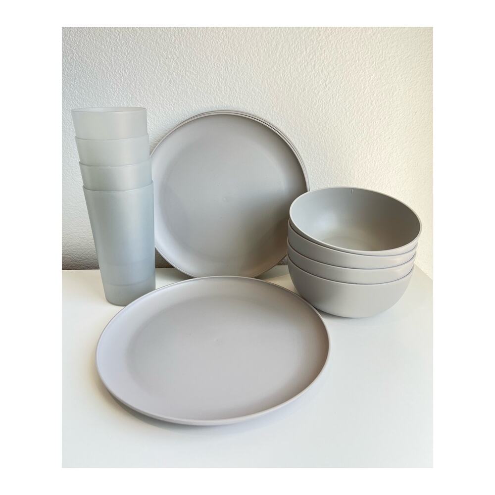 NEW 12pcs Mainstays Plastic Dinner Plates Cereal Bowls & tumblers Set, Gray